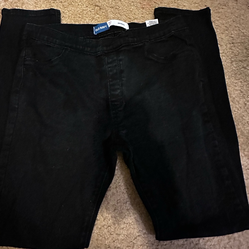 Girls Old Navy Skinny Jean in Black